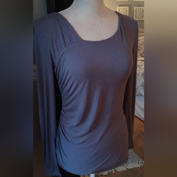 Gray Long Sleeve Top - Picture 2 of 6